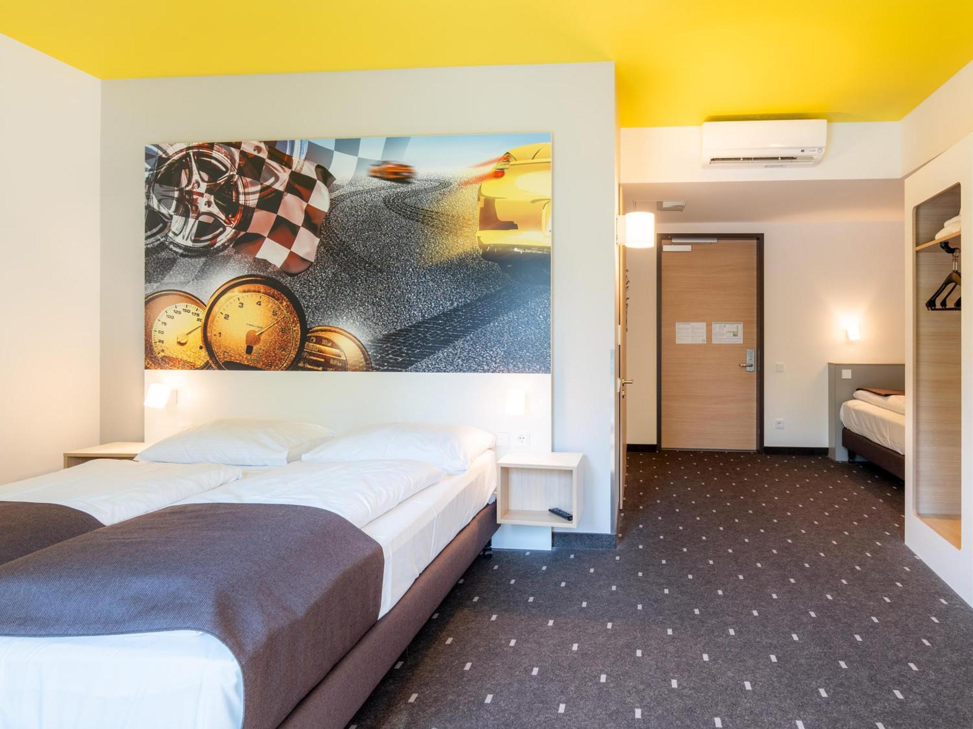 B&B Hotel Stuttgart-Zuffenhausen Exteriör bild